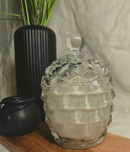 Load image into Gallery viewer, Holiday Candles
